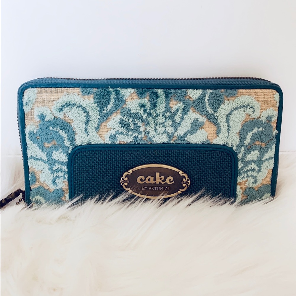 LAST ONE Petunia Pickle Bottom Cake Park Avenue Pocketbook